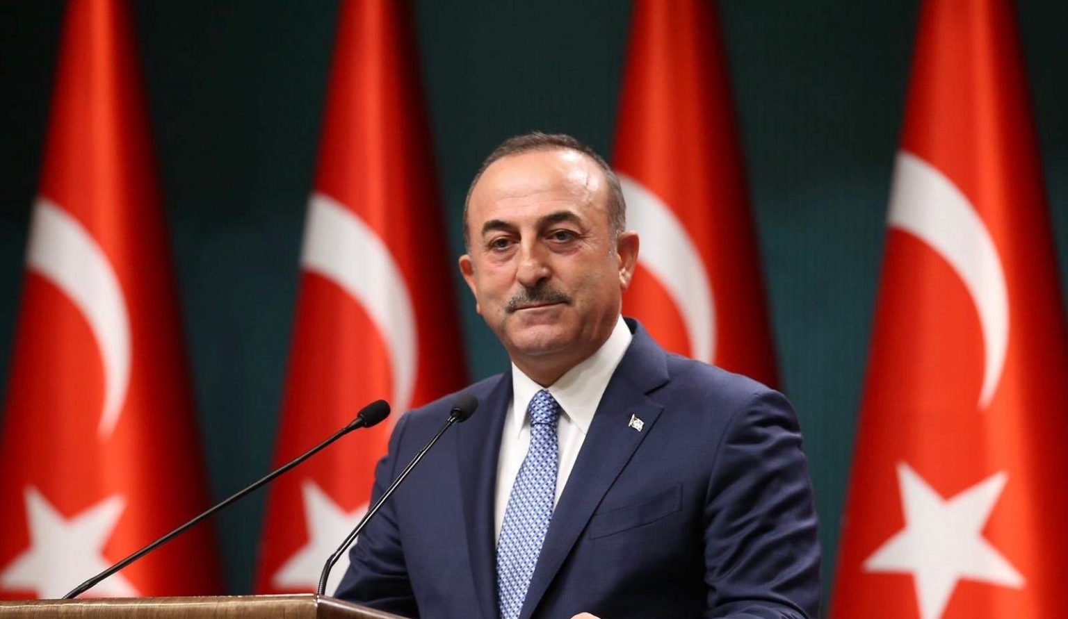 Dışişleri Bakanı Çavuşoğlu: Ermenistan Savaş Suçu İşlemeye Devam Ediyor