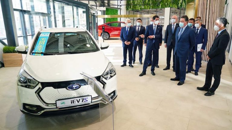 Kazakistan Elektrikli Araç Üretimini Artırıyor