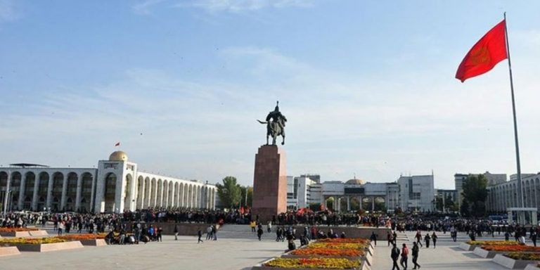 Kırgızistan’da Yeni Meclis Başkanı Seçildi