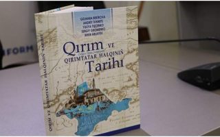 Ukrayna’da Kırım ve Kırım Tatarlarının Tarihi Ders Kitabı Tanıtıldı