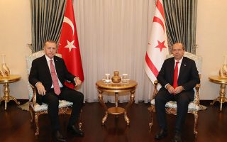 Cumhurbaşkanı Erdoğan KKTC Cumhurbaşkanı Tatar İle Görüştü