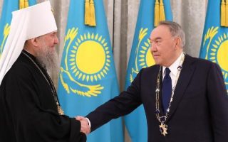 Nursultan Nazarbayev’e ‘Algıs’ nişanı