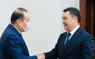 Kırgızistan Cumhurbaşkanı Japarov Türk Konseyi Genel Sekreteri Amreyev’i Kabul Etti