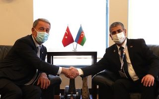Milli Savunma Bakanı Akar, Azerbaycanlı Mevkidaşı Hasanov İle Görüştü