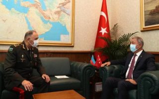 Milli Savunma Bakanı Akar, Azerbaycan Genelkurmay Başkanı Veliyev İle Görüştü