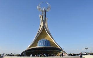 Özbekistan’ın Bağımsızlığının 30. Yılı Şerefine Anıt Dikildi