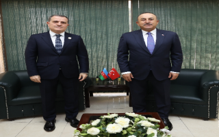Bakan Çavuşoğlu Azerbaycanlı Mevkidaşı Bayramov İle Pakistan’da Görüşme Gerçekleştirdi