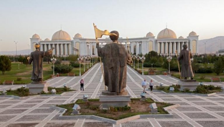 Türkmenistan Ekonomisi Yüzde 6.2 Büyüdü