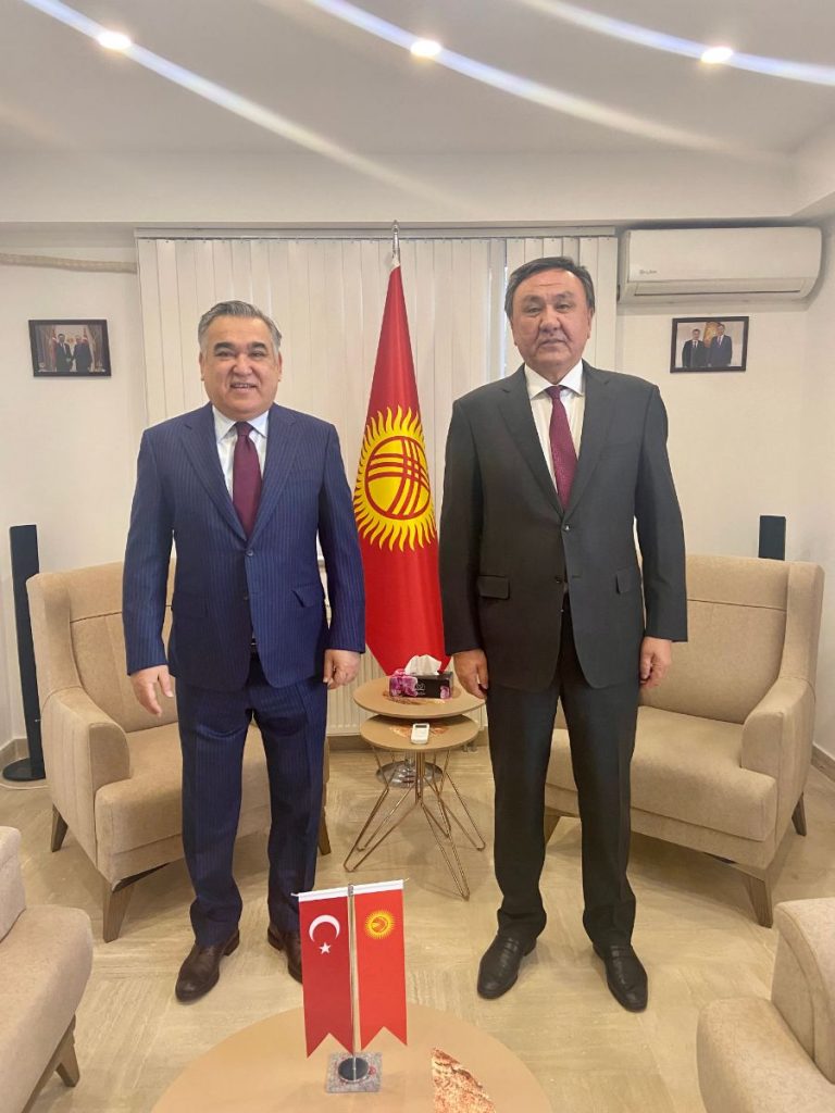 Özbekistan ve Kırgızistan Büyükelçileri Bir Araya Geldi