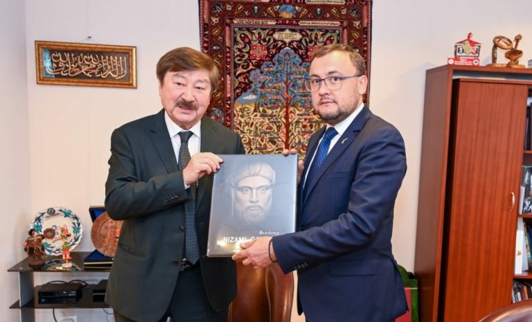 Ukrayna’nın Ankara Büyükelçisi Vasıl Bodnar TÜRKSOY’u Ziyaret Etti