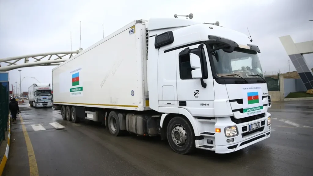 Azerbaycan’dan Suriye’ye 200 Tonluk İnsani Yardım Gönderildi