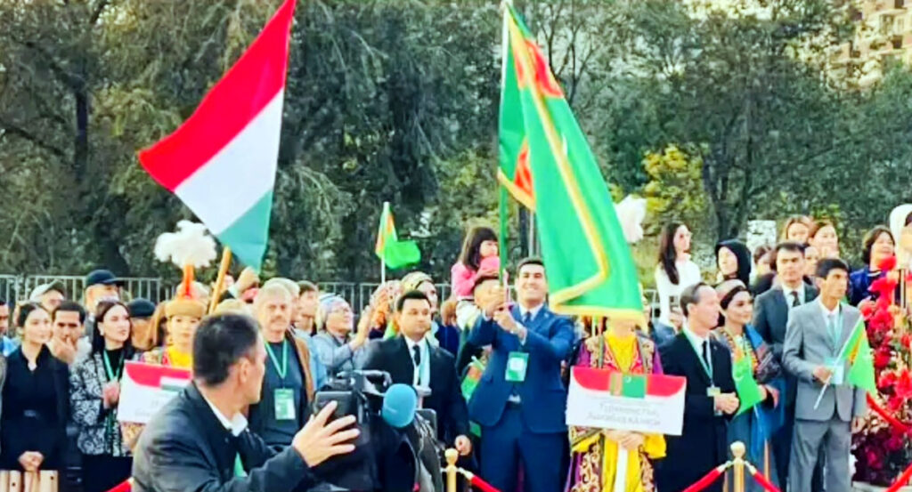 Türkmenistan Tiyatrosu TÜRKSOY Festivali’ne Katıldı