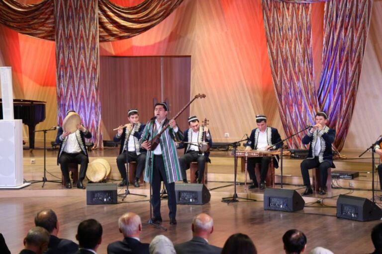 Müzik Albümünün Tanıtımı