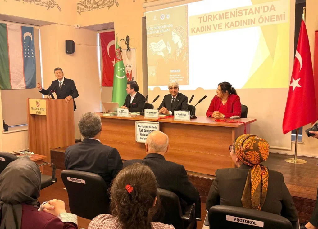 Türkmen Edebiyatı ve Yaratıcılık Haftası İstanbul’da Başladı
