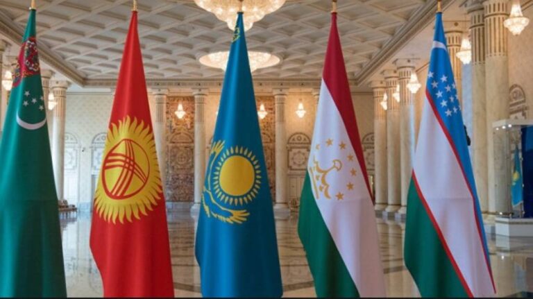 Dünya Siyasetinde Türkistan: Yılın Değerlendirmesi